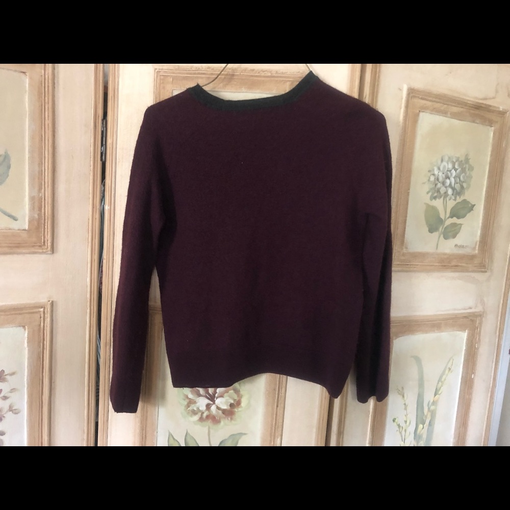 Cropped sweater